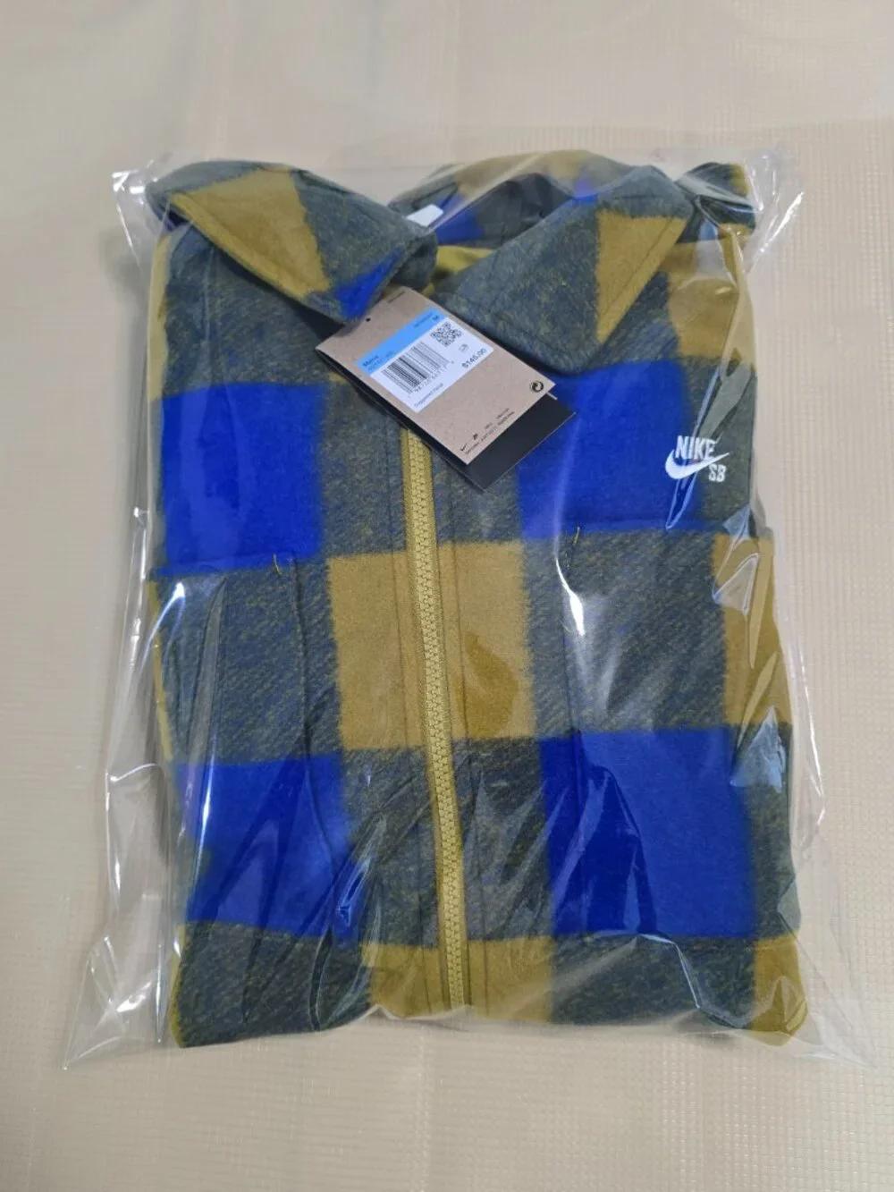 Nike SB Essential SkateShirt Jacket Flannel HV1421-405 Blue Yellow Plaid Mens M